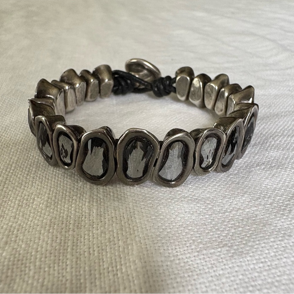 Uno de 50 Silver Plated Swarovski® Elements Crystals in Grey Bracelet Leather